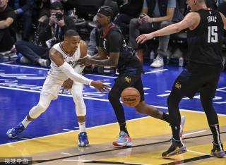 万极为相似 万极为相似