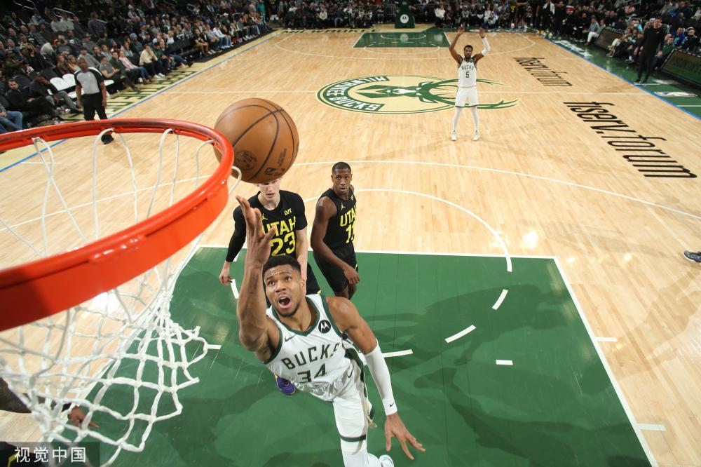 年轻后卫的 年轻后卫的